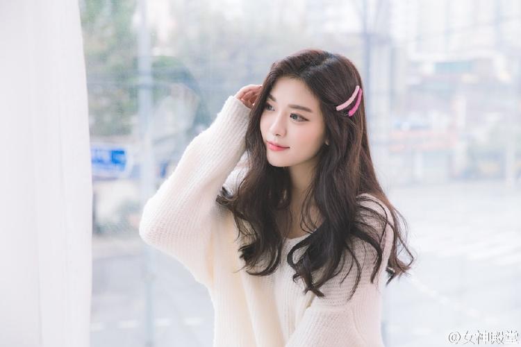 “锋刃-2025”国际狙击手射击竞赛进行“搭乘舟艇水上狙击”课目竞赛